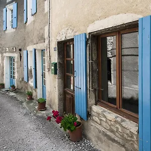 Hébergement de vacances Les Hirondelles